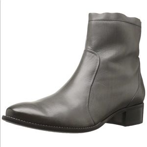 SOLD Paul Green Genuine Leather Boots Gray US 8